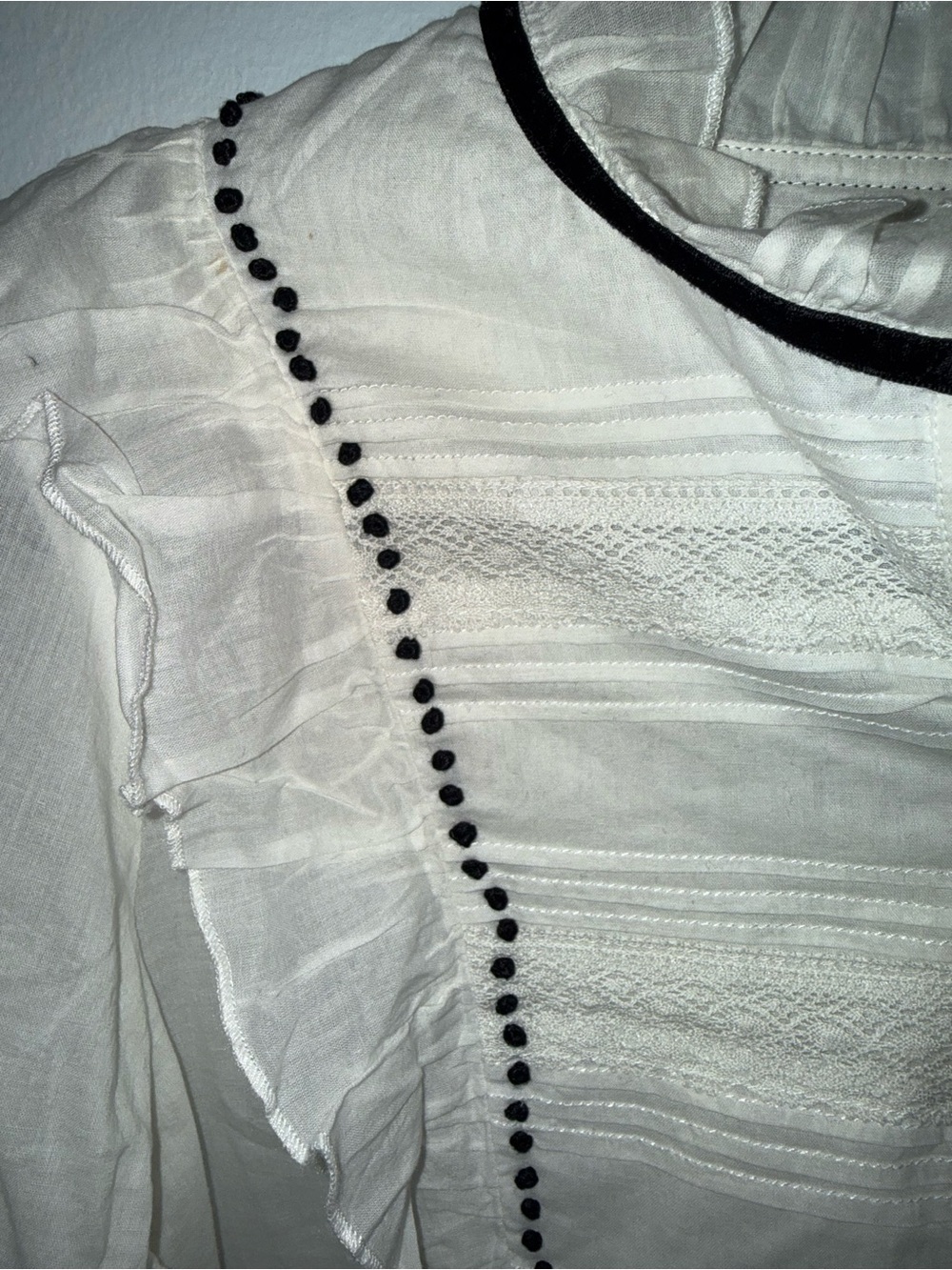 SEZANE "Valentine" Ruffle Blouse black and ivory size 8 medium - Picture 7 of 13